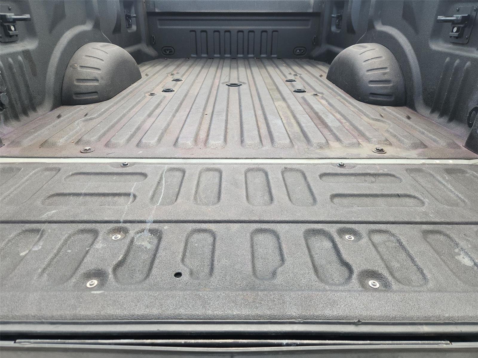 Used 2021 White Ford Platinum image 26