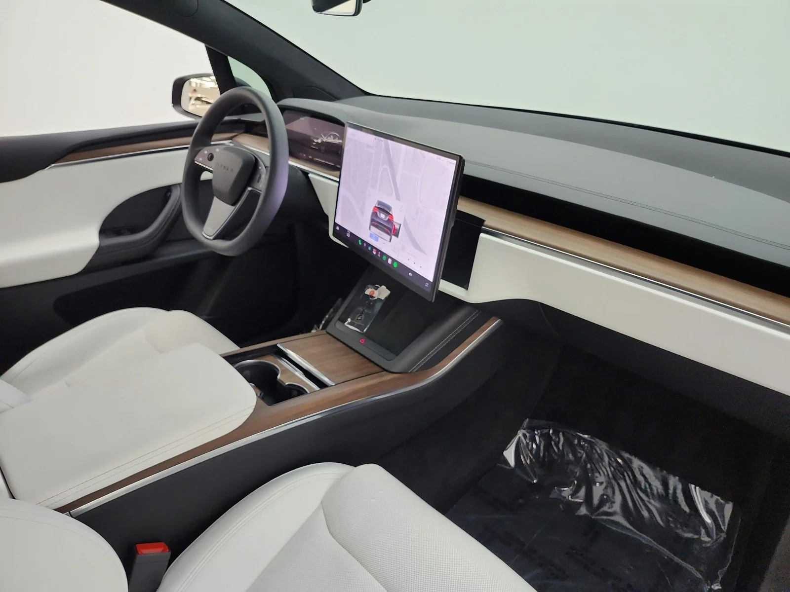 Used 2024 Stealth Grey Tesla AWD image 19