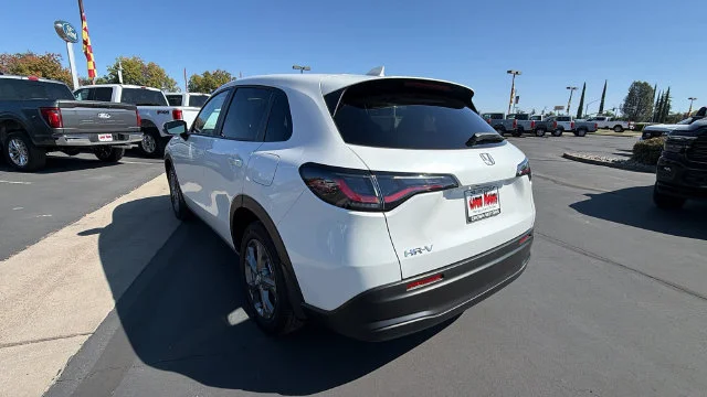 2026 Honda HR-V LX - Photo 6