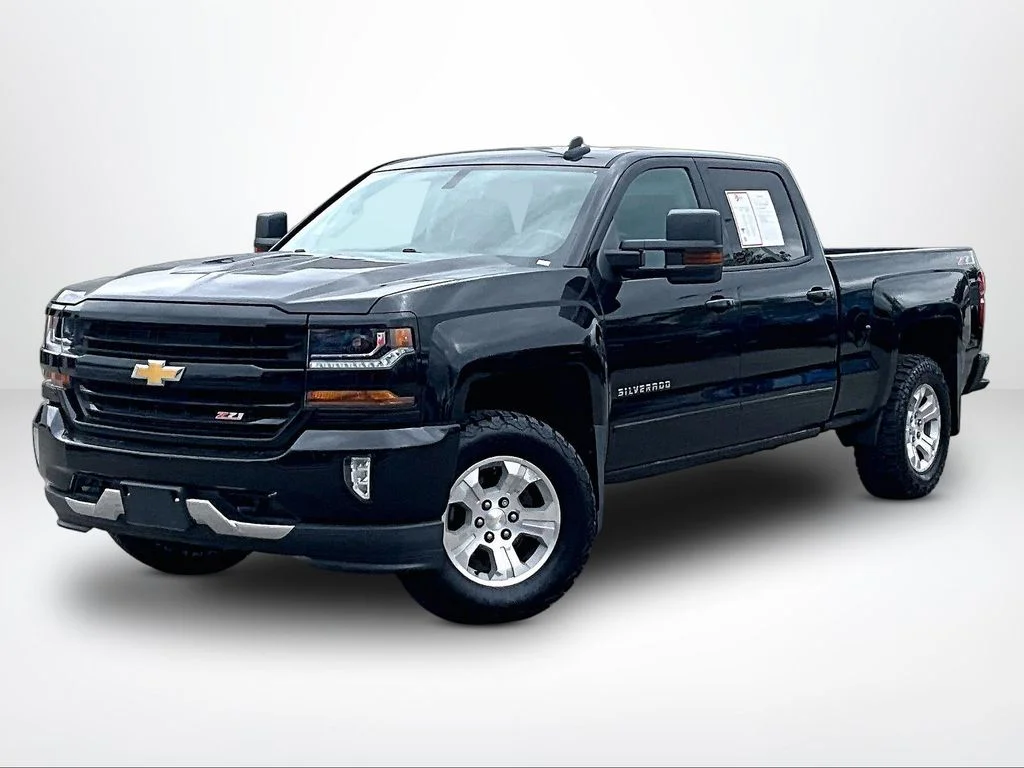 Used 2018 Black Chevrolet LT image 2