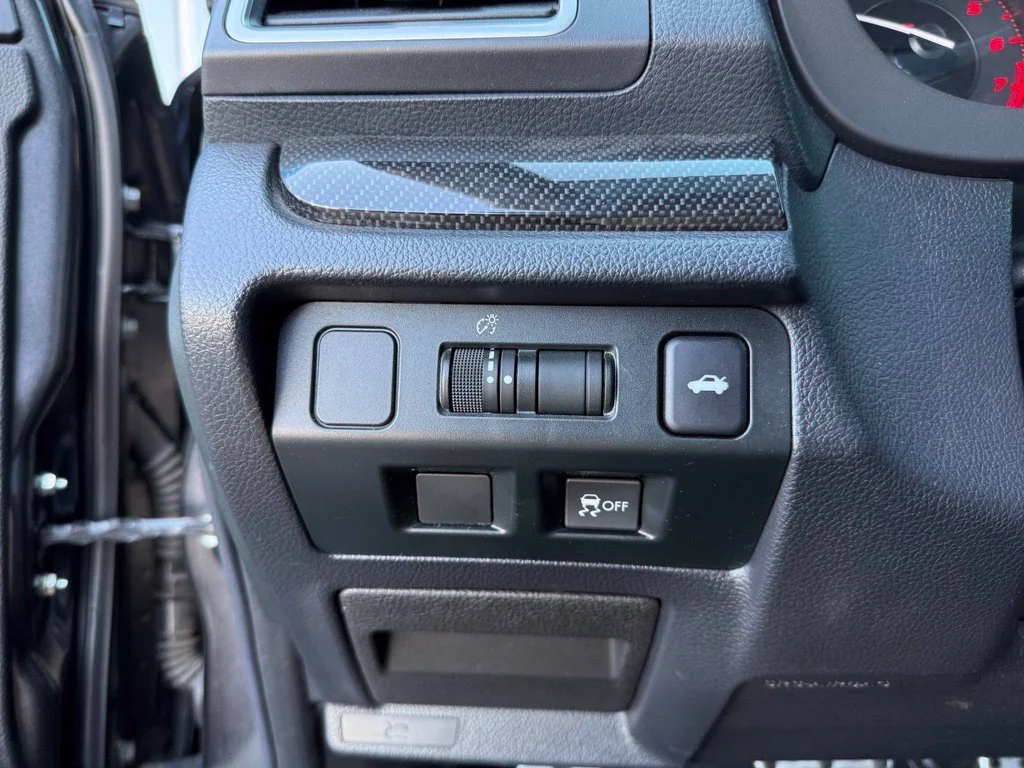 Used 2017 Gray Subaru Premium image 25