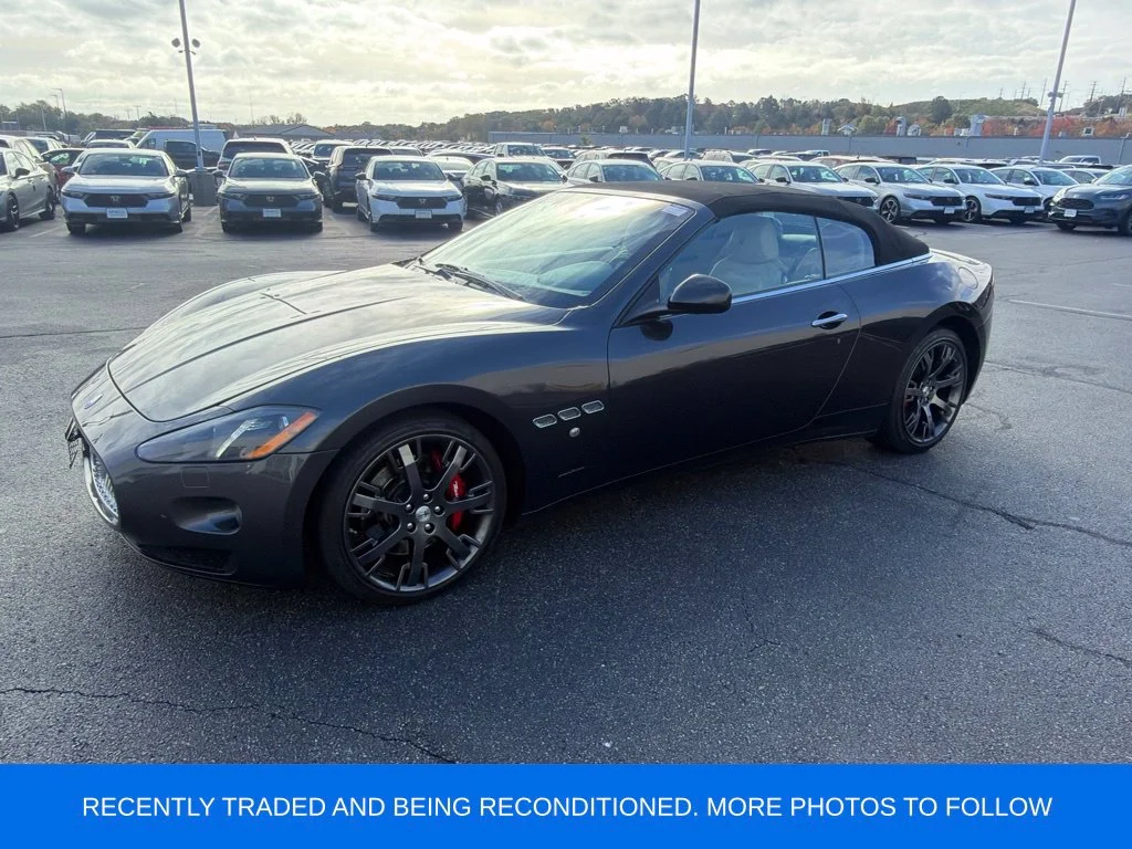 Used 2013  Maserati Sport image 2