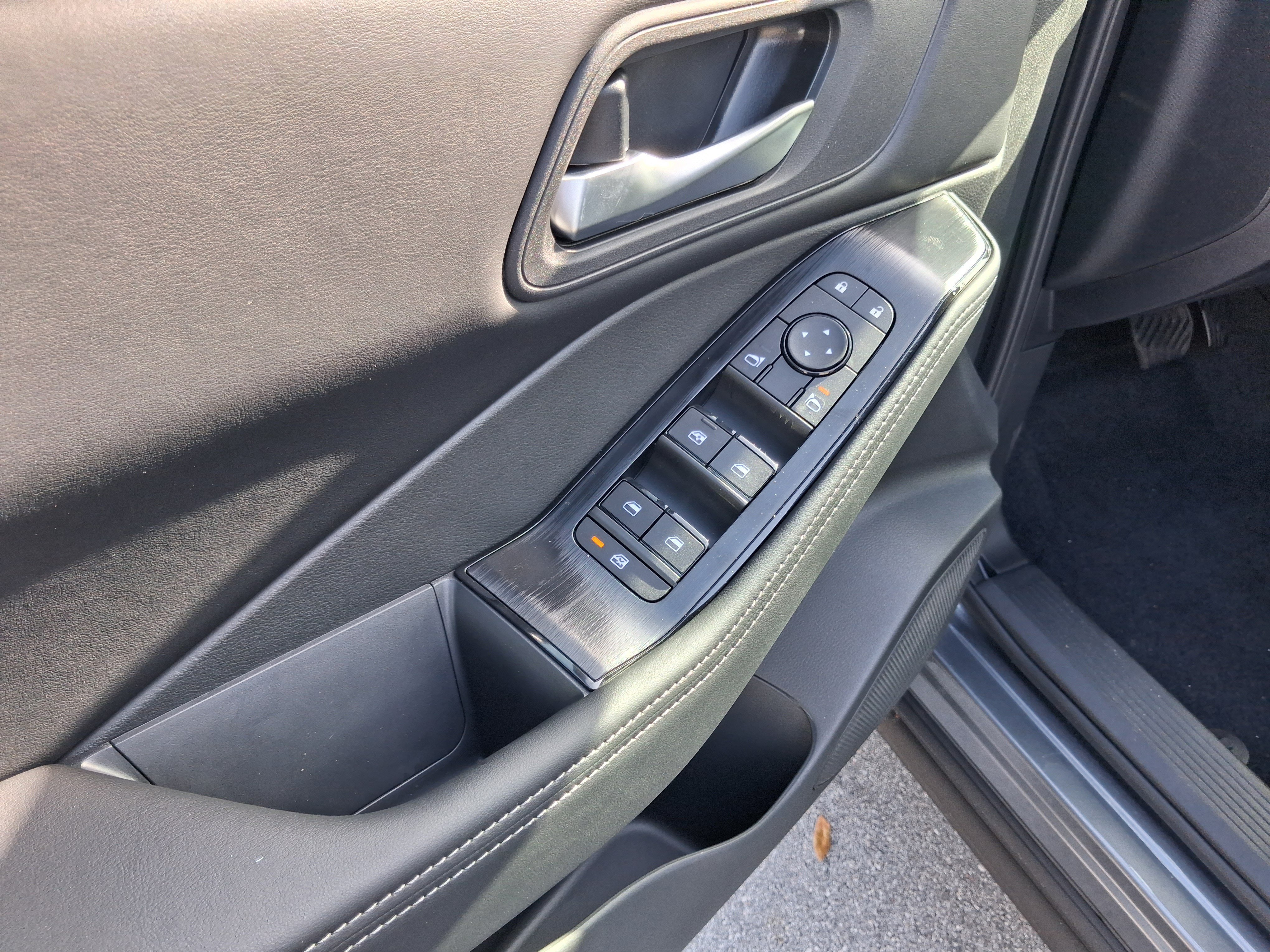 Used 2026 Gray Nissan SV image 17