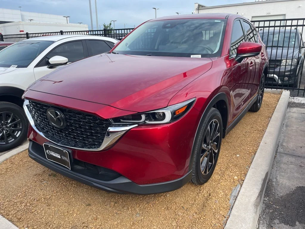 2023 Mazda CX-5 S Premium package Auto AWD's photo