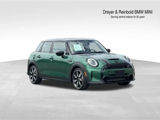 2023 MINI Hardtop Cooper S's photo