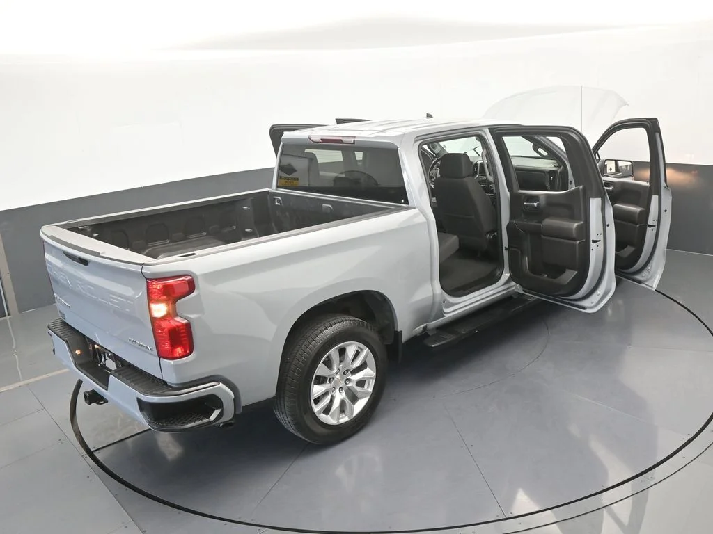 Used 2024 Slate Gray Metallic Chevrolet Custom image 71