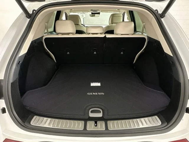 New 2027 White Genesis 2.5T Select image 25