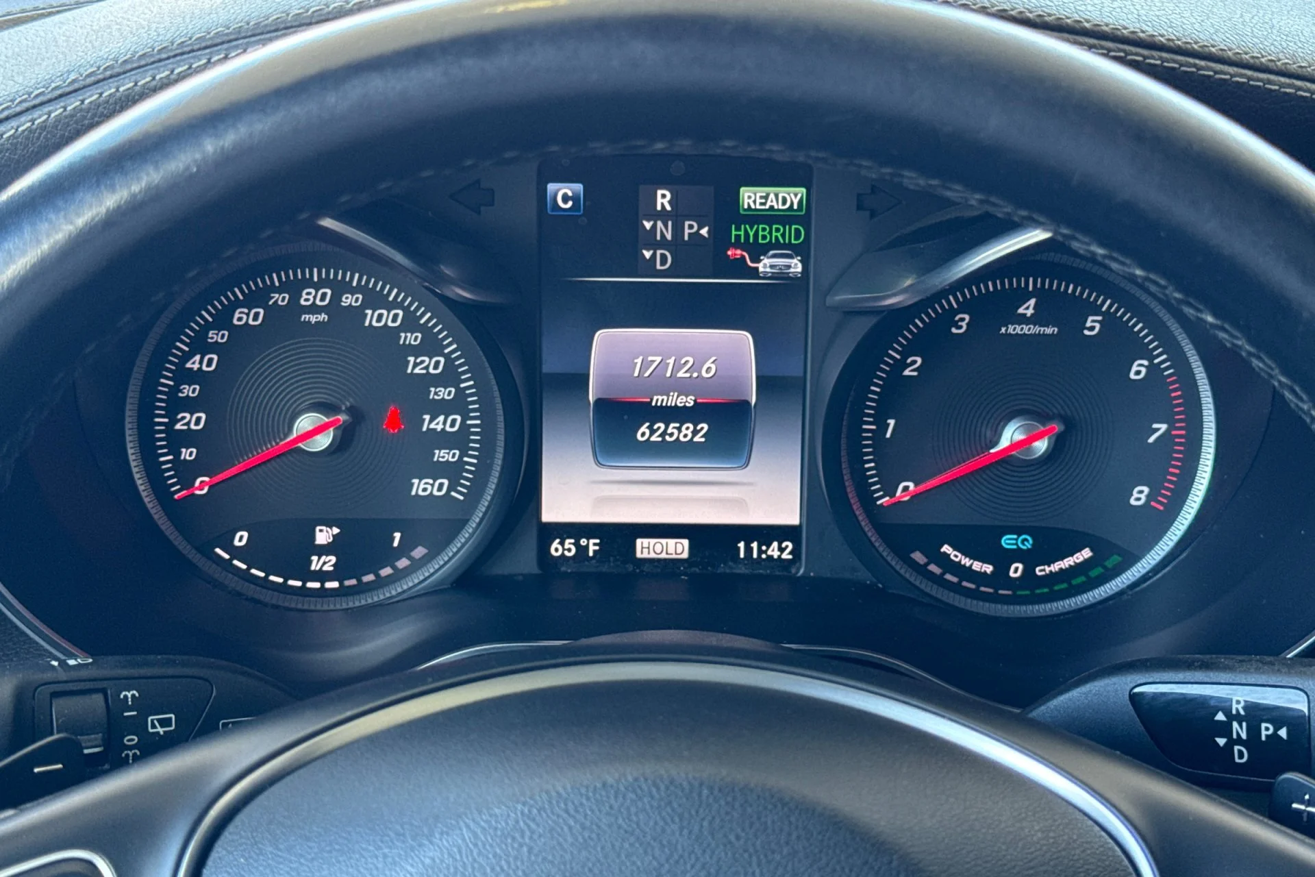 Used 2019 White Mercedes-Benz GLC 350e image 26