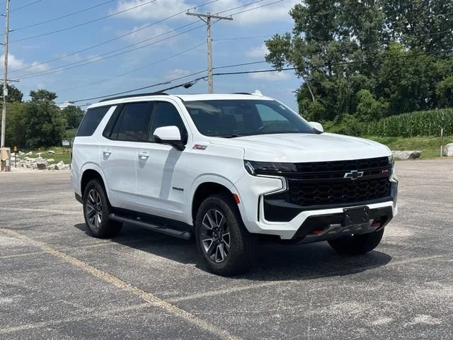 Used 2023 Summit White Chevrolet Z71 image 7