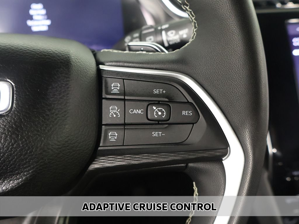 Used 2024 Gray Jeep Altitude X image 3