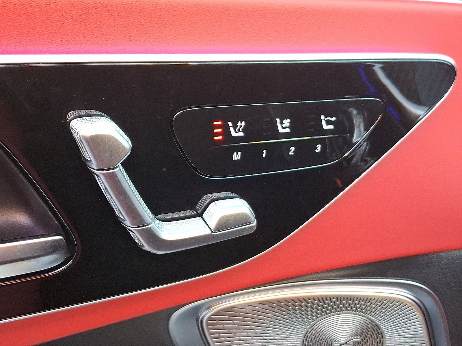 2026 Mercedes-Benz CLE AMG 53 - Photo 13