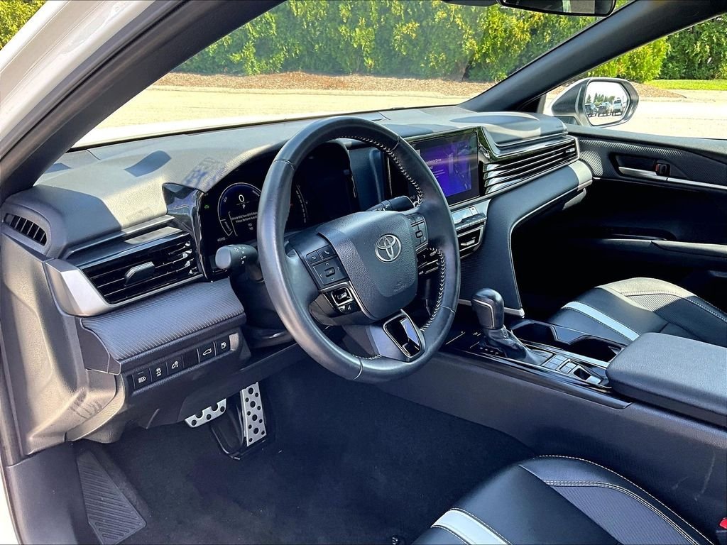 Used 2025 White Toyota SE image 8