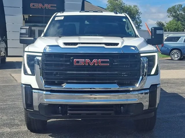 New 2026 Summit White GMC Pro image 7