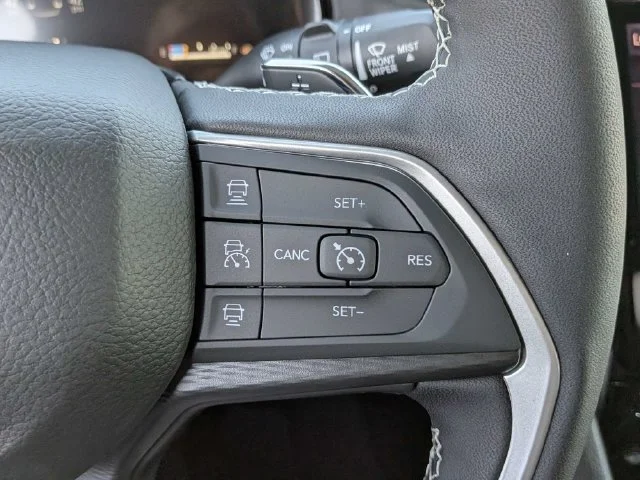 New 2027 Black Jeep Laredo image 23