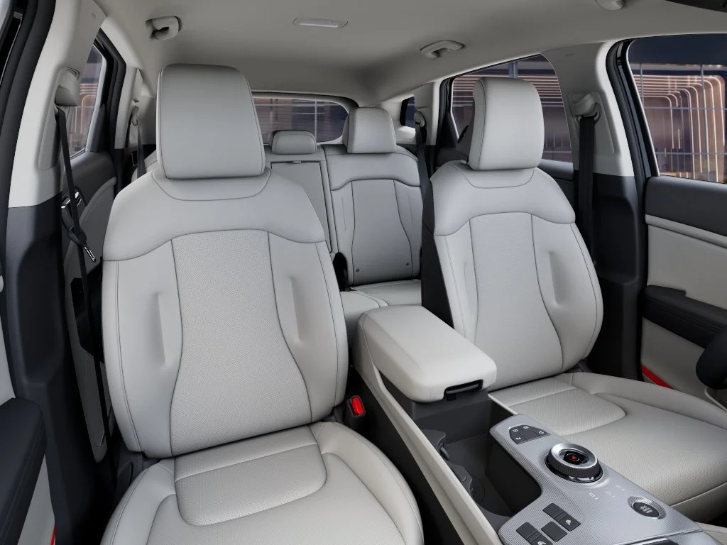 New 2027 Fusion Black Kia EX image 38