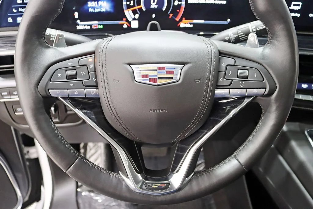 Used 2024 White Cadillac V-Series image 18