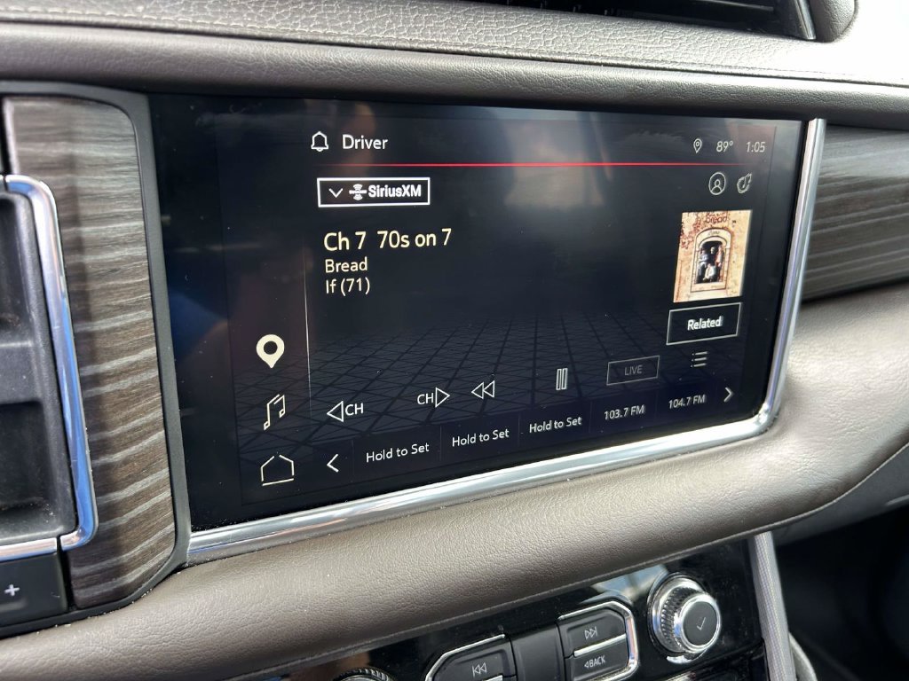 Used 2023 White GMC Denali image 25