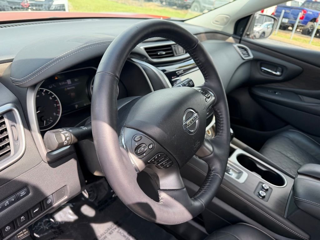 Used 2020 Orange Nissan Platinum image 20