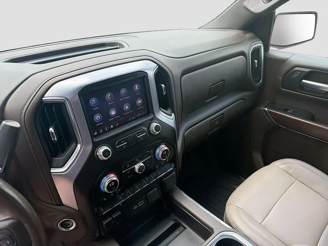 Used 2020 White GMC SLT image 9