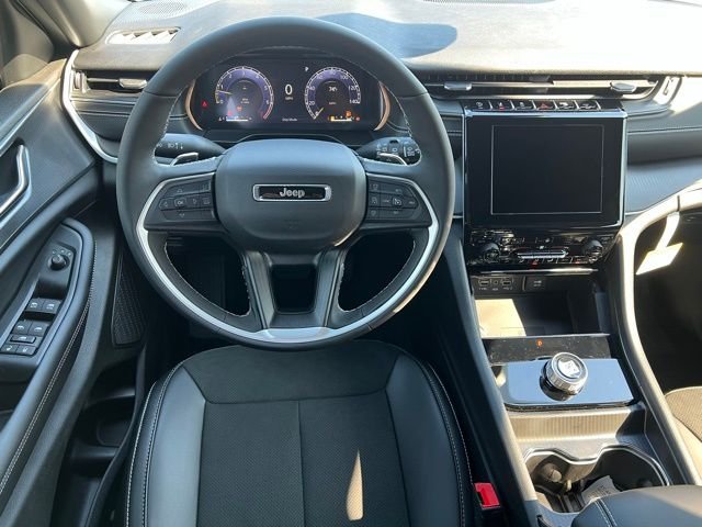 2025 Jeep Grand Cherokee Altitude - Photo 15