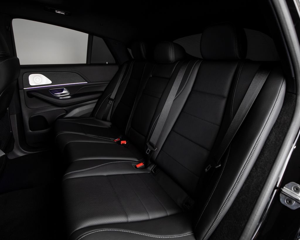 New 2026 Obsidian Black Metallic Mercedes-Benz GLE 450 Coupe image 9