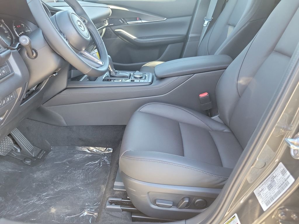 2026 Mazda CX-30 Premium - Photo 13