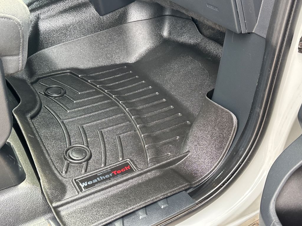 Used 2023 Avalanche Ford XL image 16