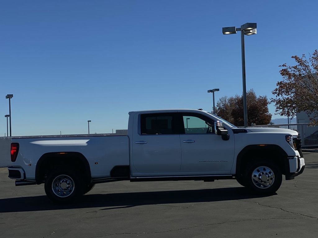2026 GMC Sierra 3500HD Denali Ultimate - Photo 12