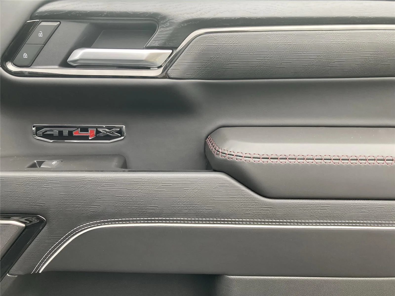 New 2026 Onyx Black GMC AT4X image 15