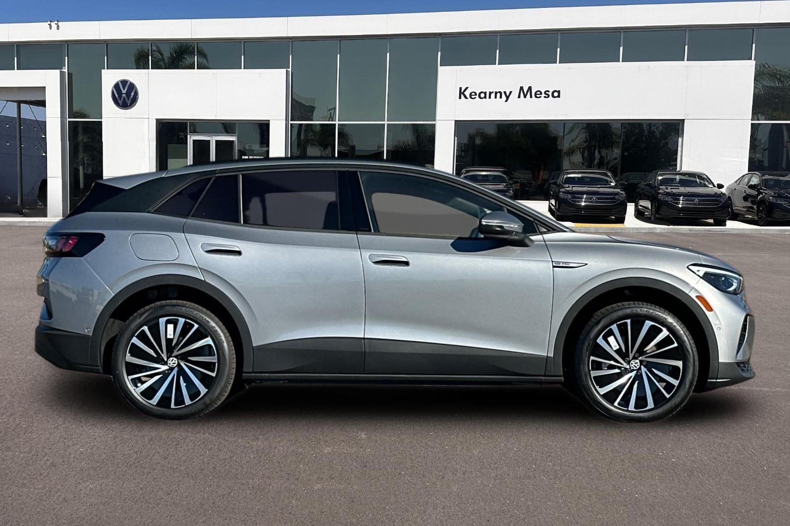 New 2026 Silver Mist Metallic Volkswagen Pro image 3