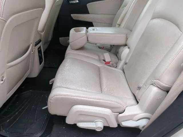 Used 2013 White Dodge Crew image 23