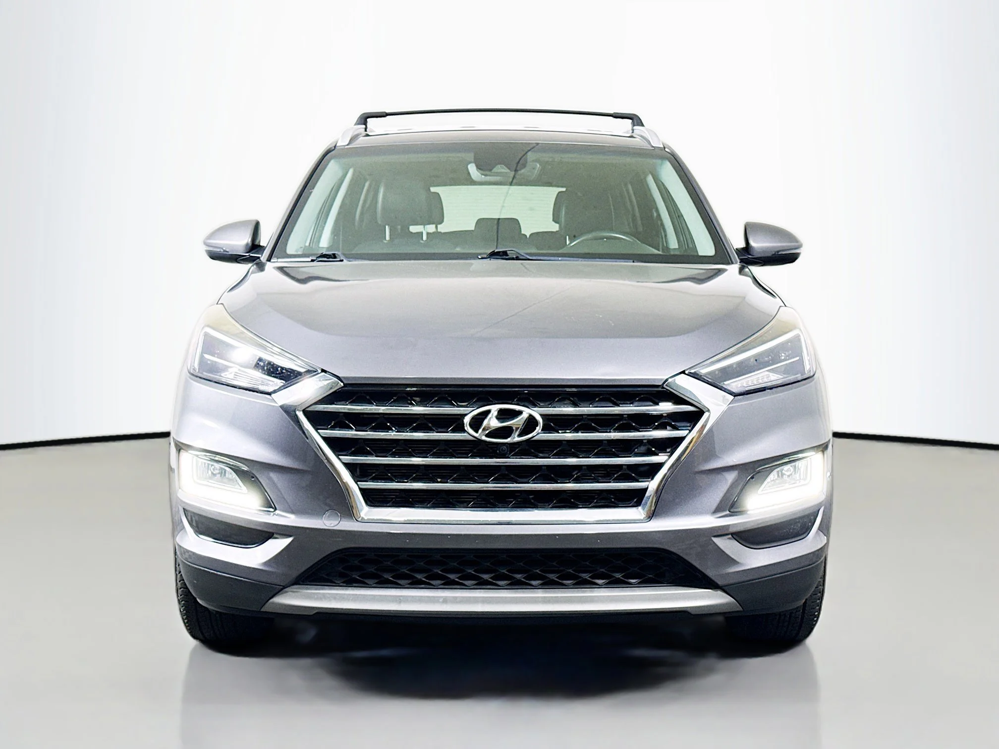 Used 2021 Magnetic Force Hyundai Limited image 2