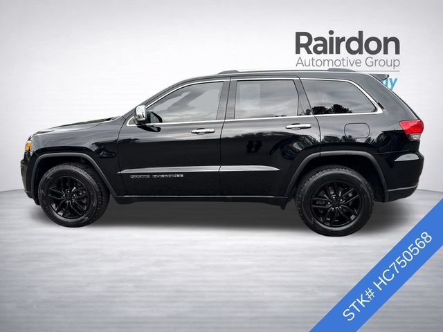 Used 2017 Diamond Black Crystal Pearlcoat Jeep Limited image 4