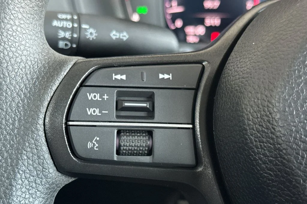 New 2026 Urban Gray Pearl Honda SE image 26