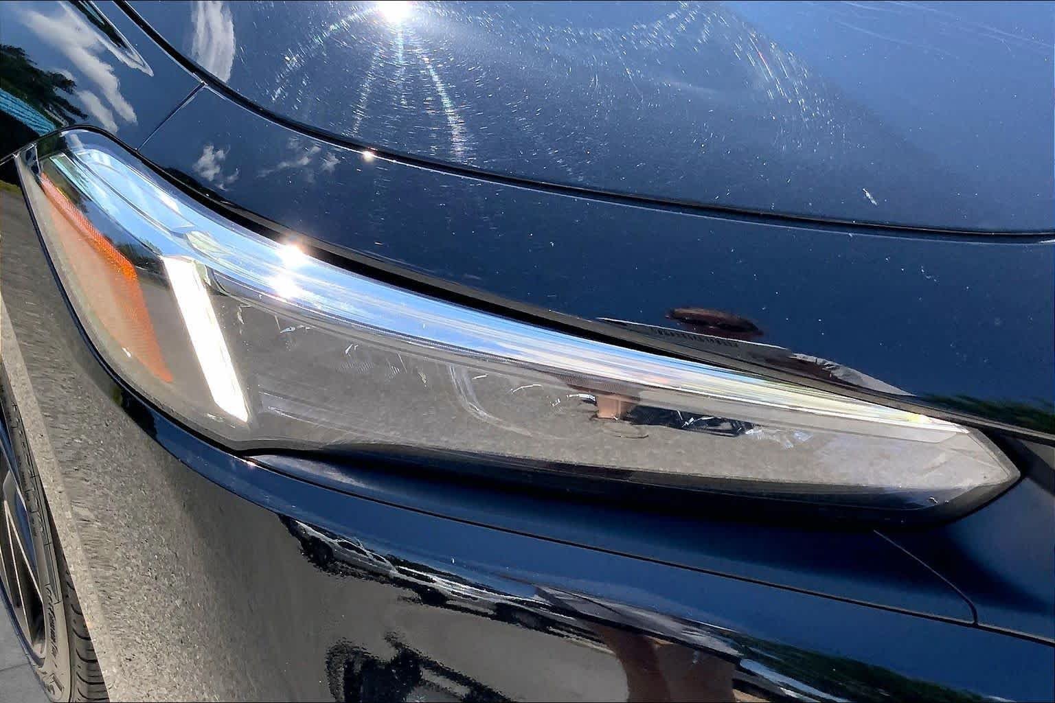 Certified Used 2024 Crystal Black Pearl Honda  image 28