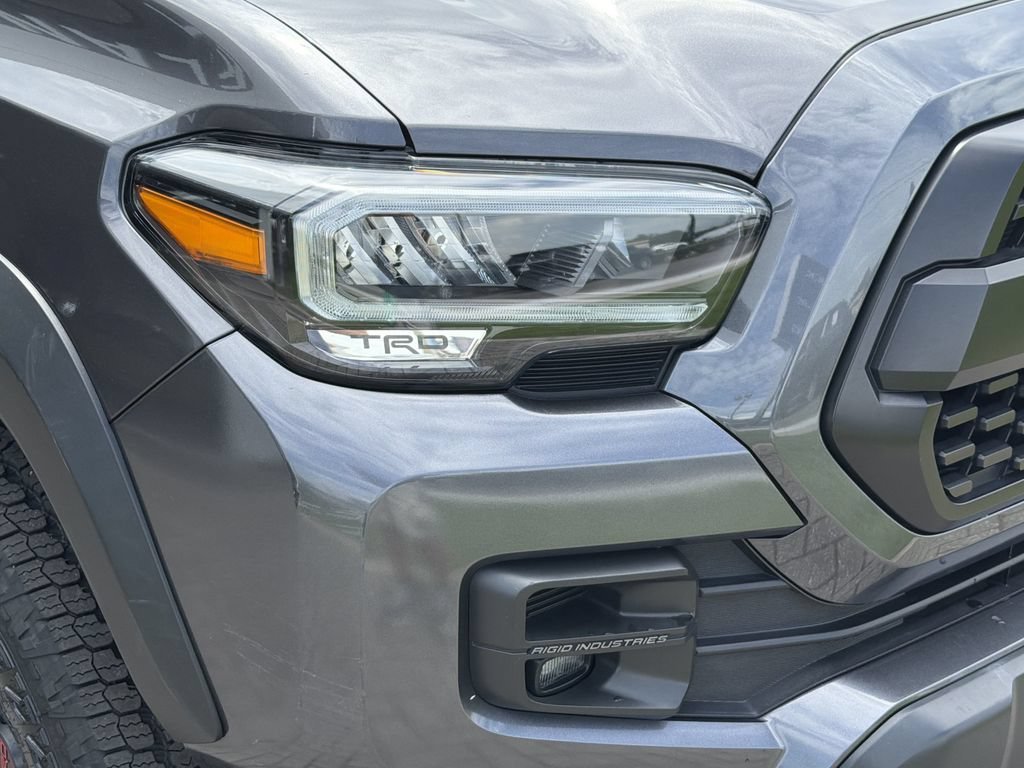 2022 Toyota Tacoma TRD Pro - Photo 10
