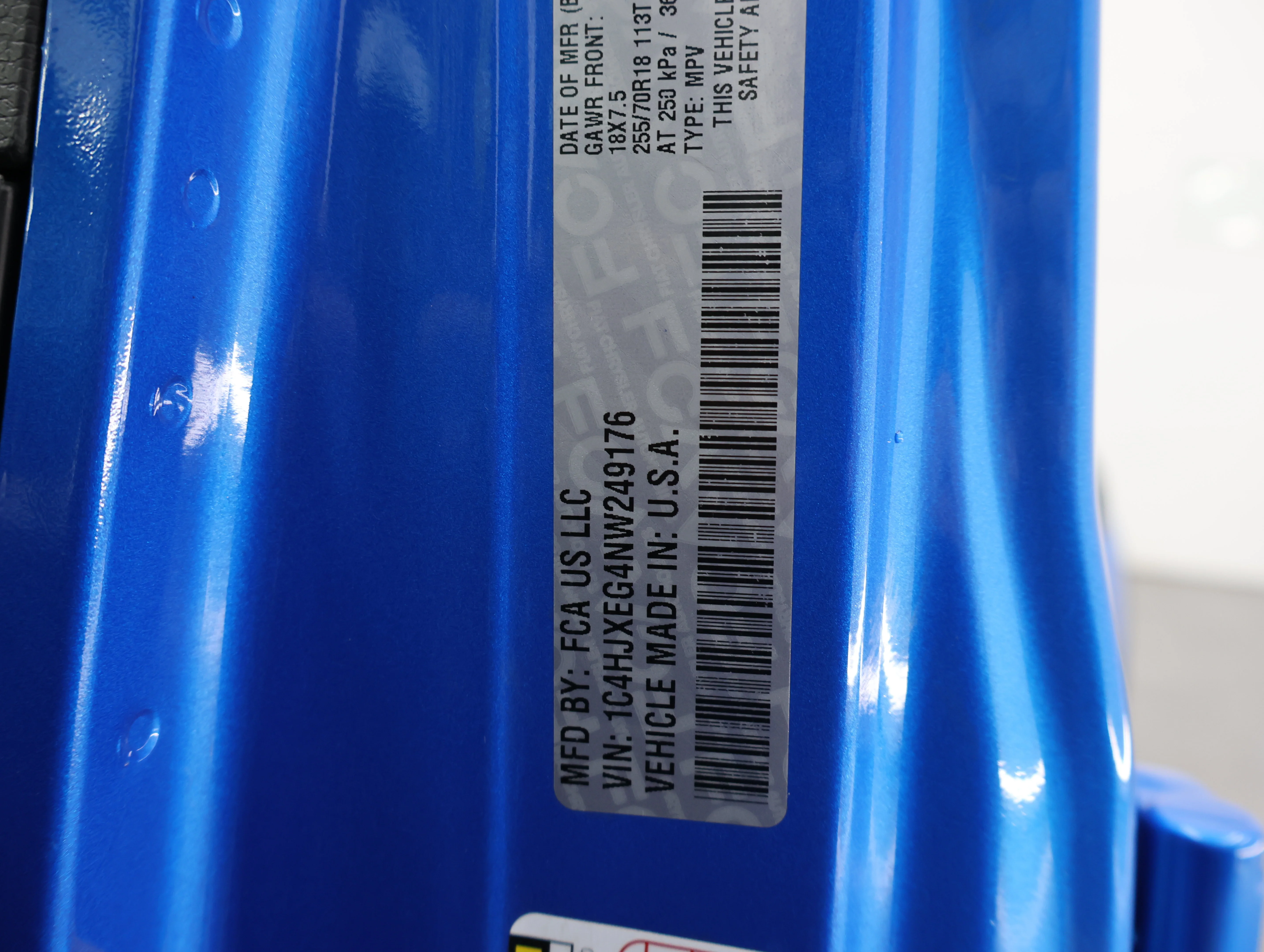 Used 2022 Hydro Blue Pearlcoat Jeep Unlimited Sahara image 65