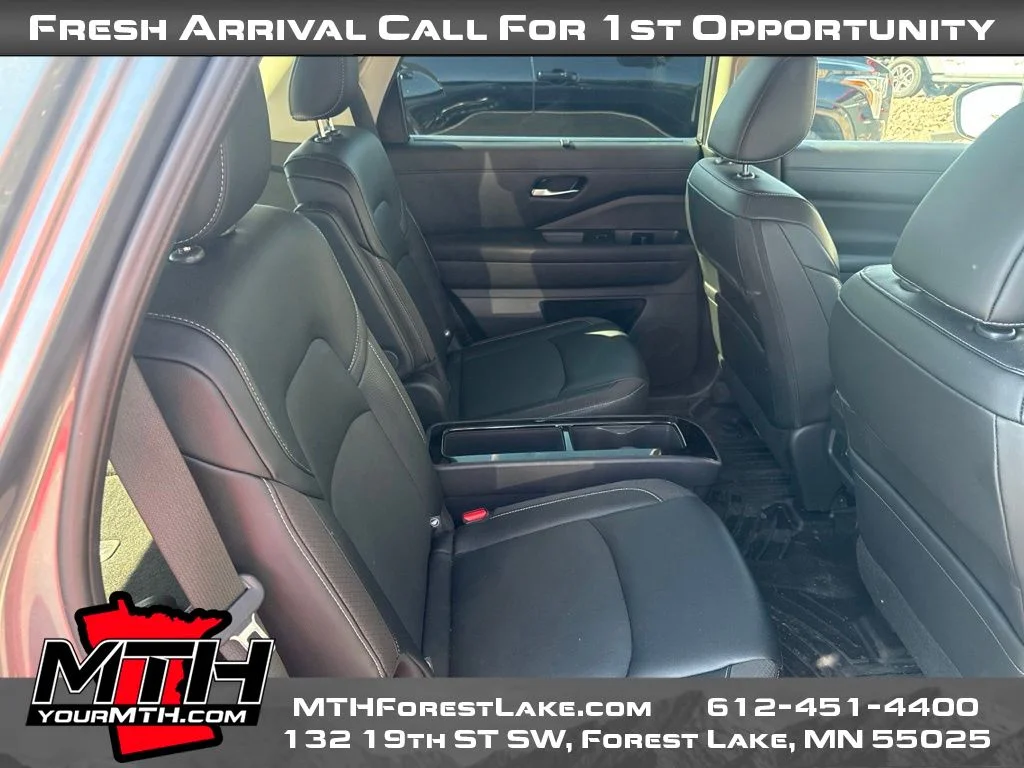 Certified Used 2024 Gray Nissan SL image 7