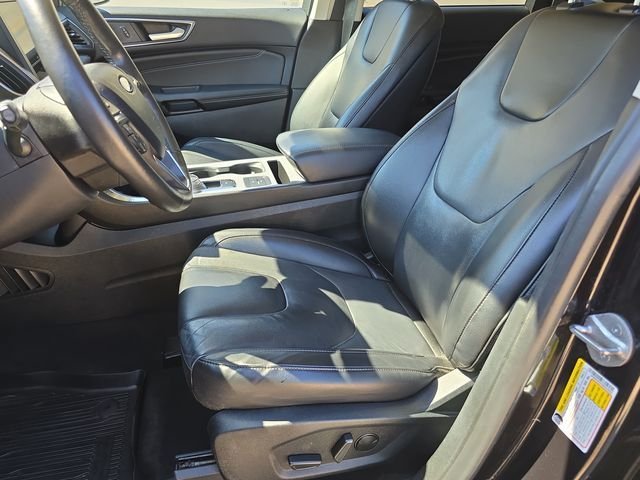 Used 2021 Black Ford Titanium image 17