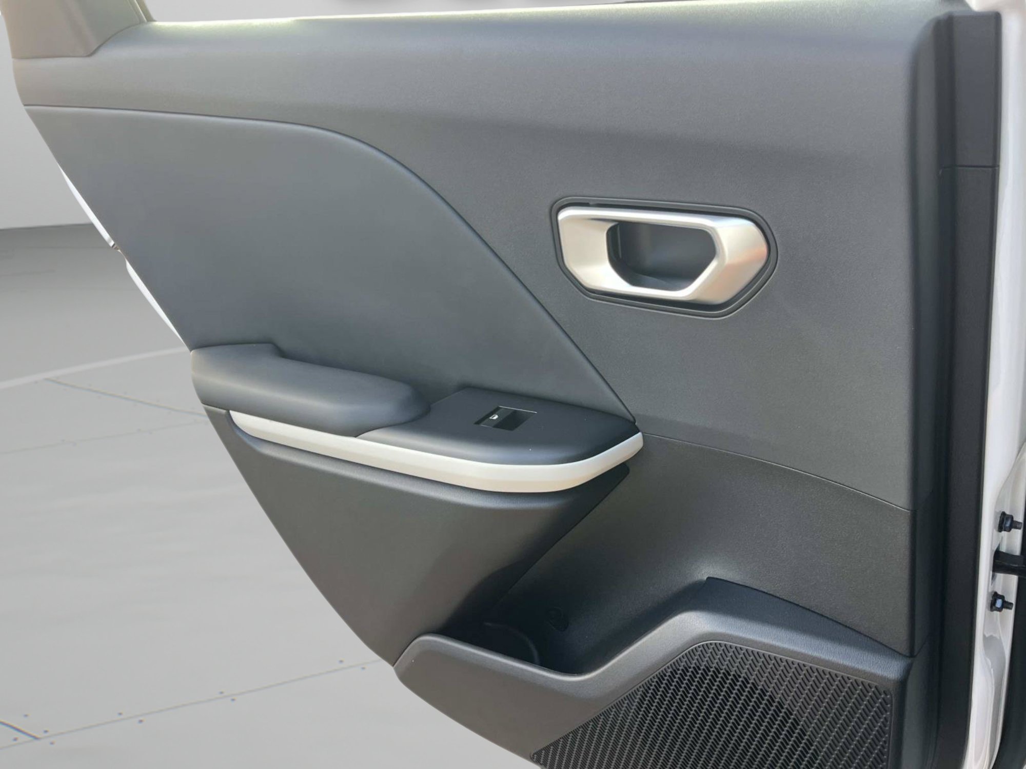 New 2026 Snow White Pearl Kia GT-Line image 15
