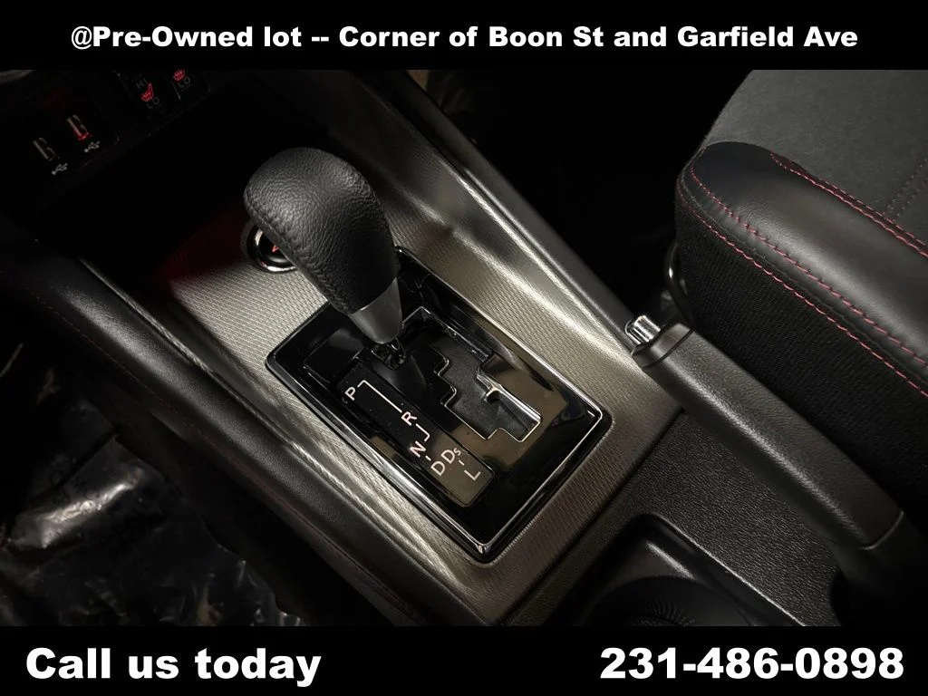 Used 2025  Mitsubishi 2.0 SE image 23
