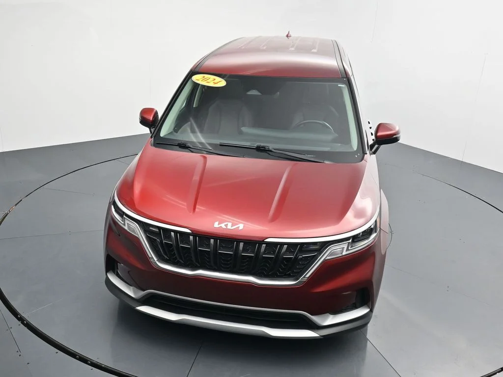 Used 2024 Red Kia LX image 28
