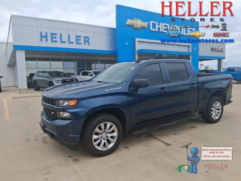 Used 2020 NORTHSKY BLUE METALLIC Chevrolet Custom image 1