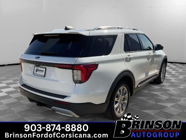 New 2026 Star White Metallic Tri-Coat Ford Platinum™ image 27