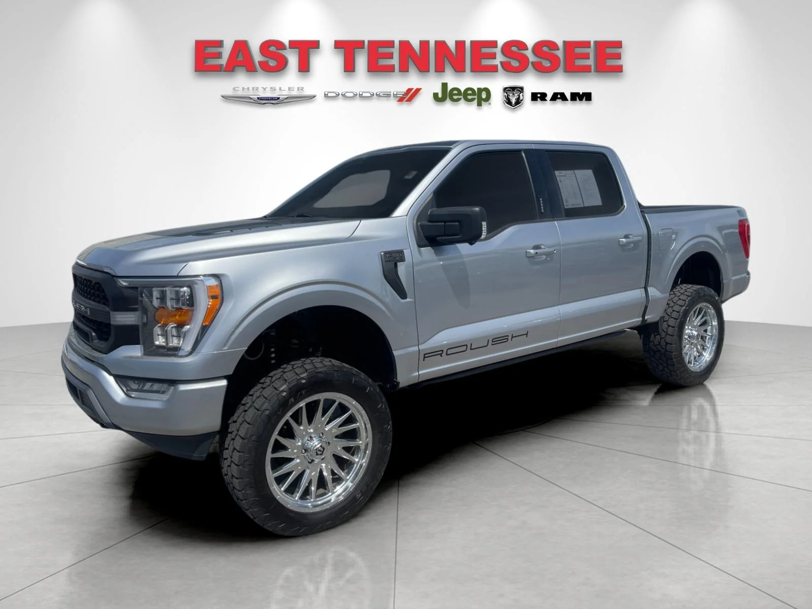 Used 2022 Silver Ford XLT image 7