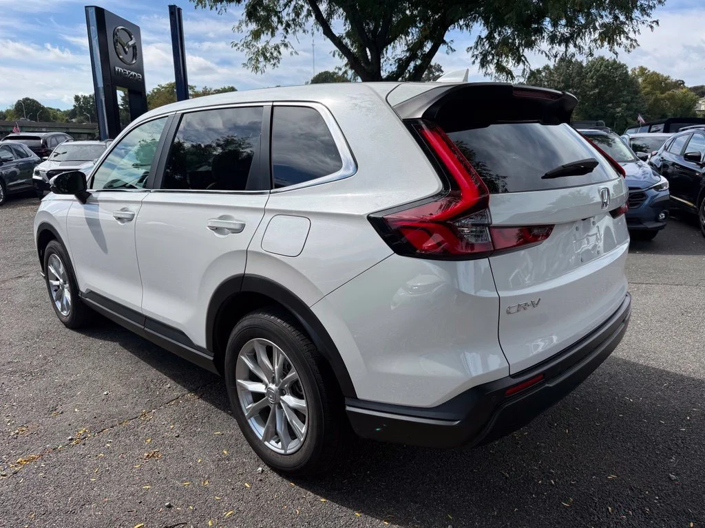 Used 2024 Platinum White Pearl Honda EX-L image 8