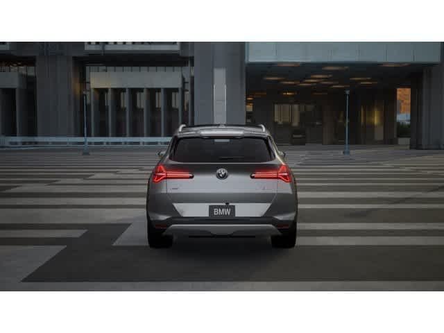 New 2026 Skyscraper Grey Metallic BMW 30 xDrive image 5