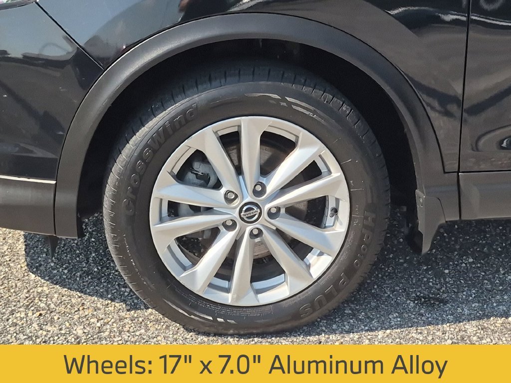 Used 2019 Black Nissan S image 13