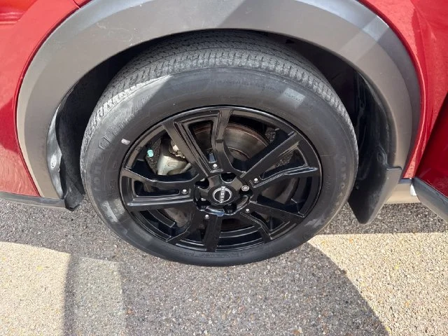 Used 2022 Red Nissan SV image 12