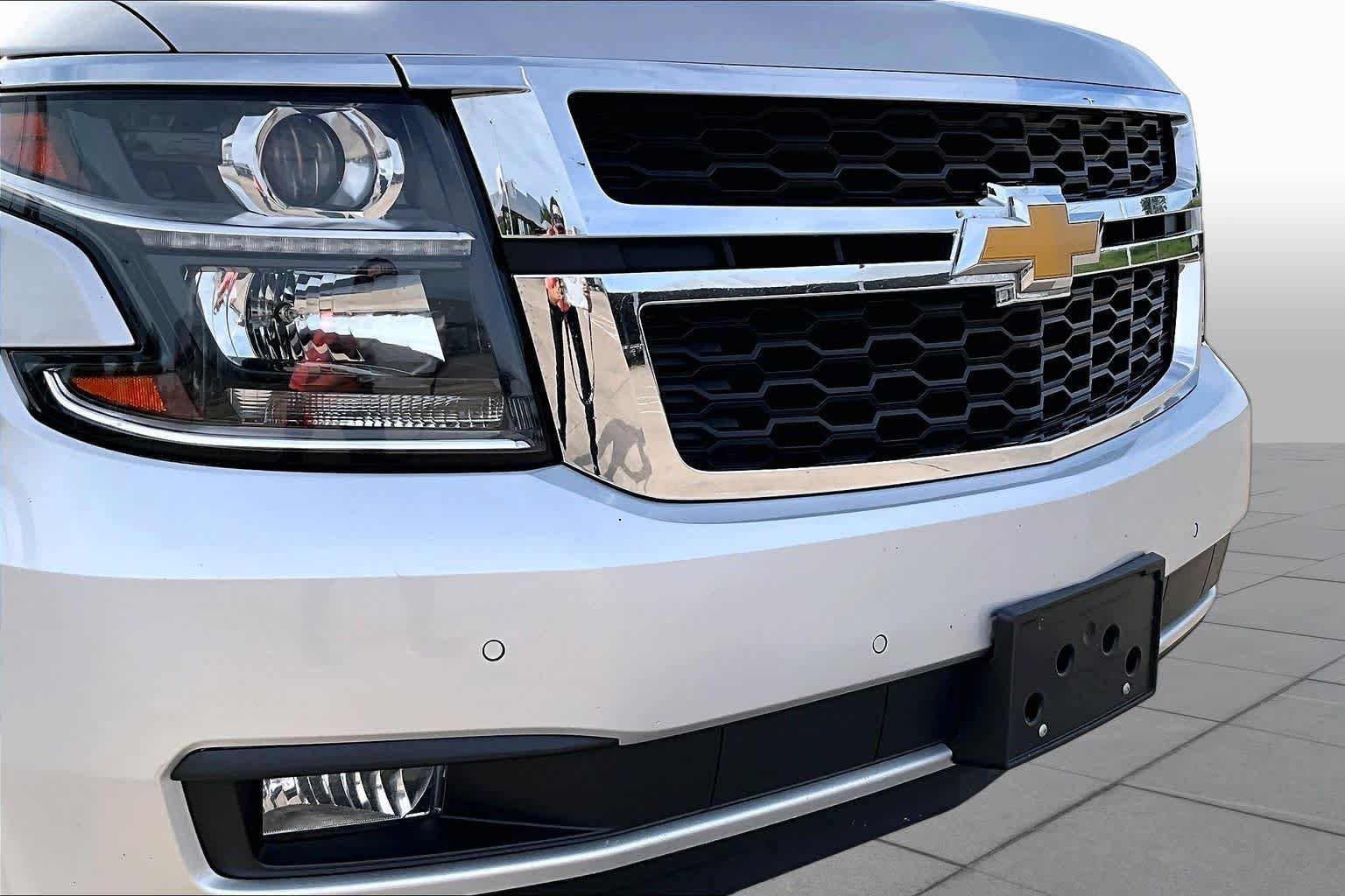 Used 2019 Silver Ice Metallic Chevrolet LT image 29